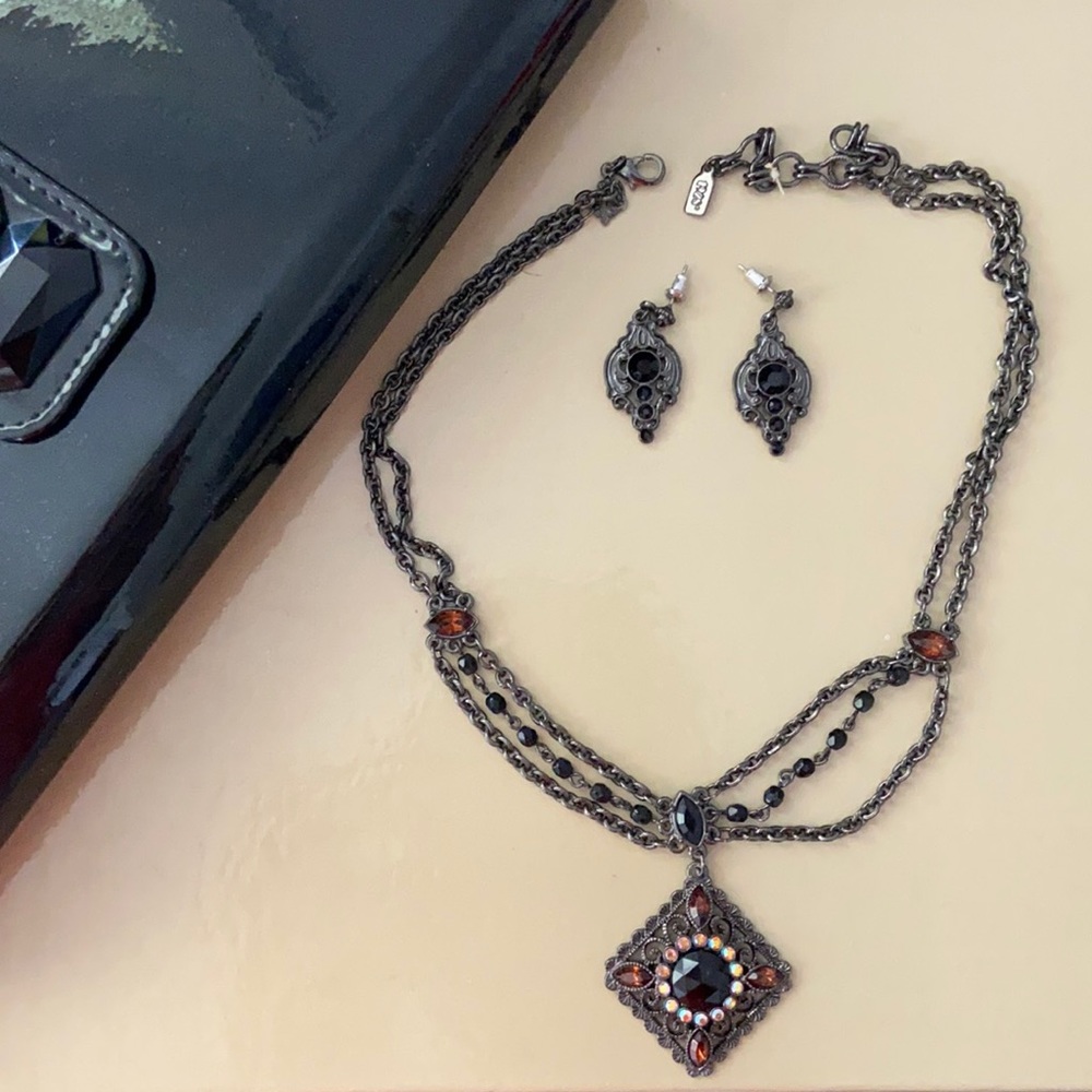 Deco necklace set